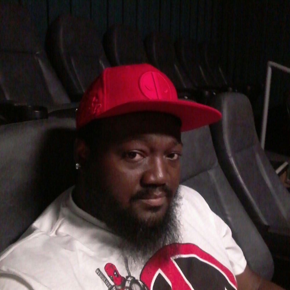 Meet your Posher, Leroy